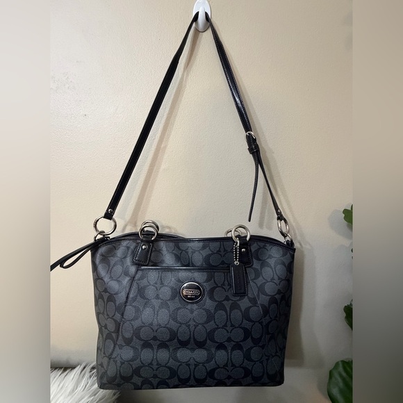 Coach Handbags - Coach F18917 Peyton Signature Tote Black Grey Logo Handbag Bag